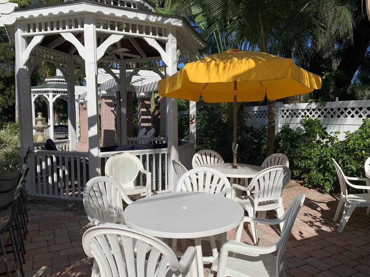 Coconut Inn Pass-A-Grille Beach St. Pete Beach Ngoại thất bức ảnh